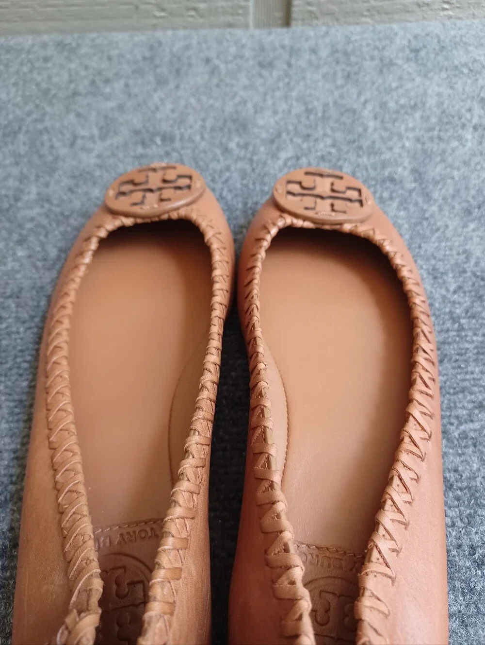 Tory Burch Gabi Ballet Flats Shoe Size 7.5 Women Minimalist In Royal Tan